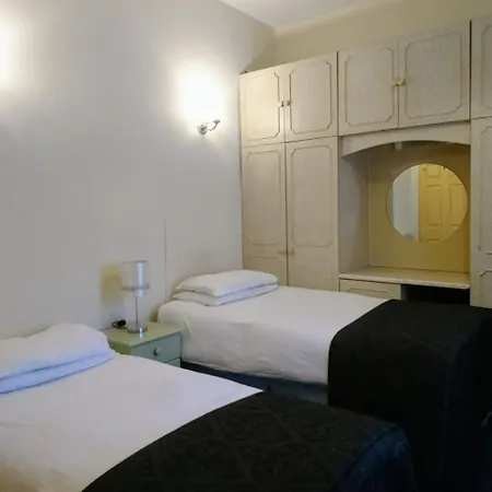 Orman Evi The Gate Malahide